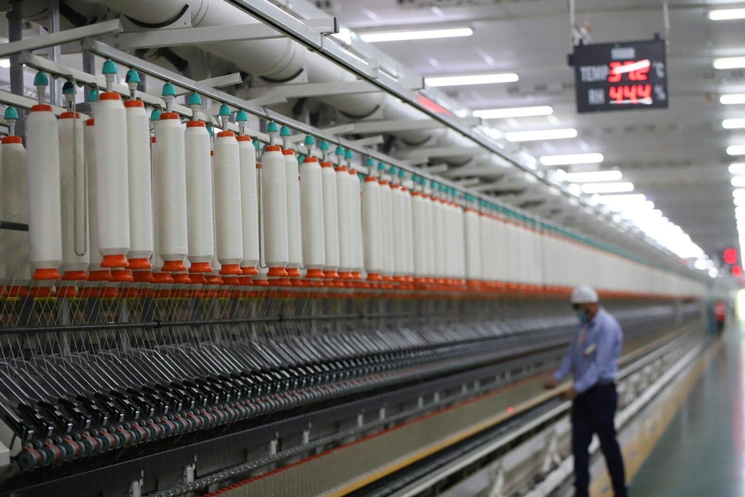Yarn Uster Testing Guide for Spinning Mills & Buyers